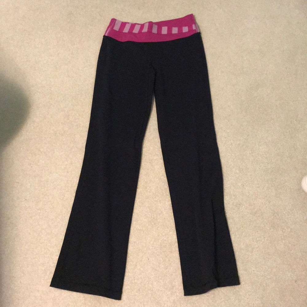 lululemon yoga pants